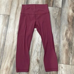 Cropped lululemon align leggings. Women. Size 6. Rose pink.